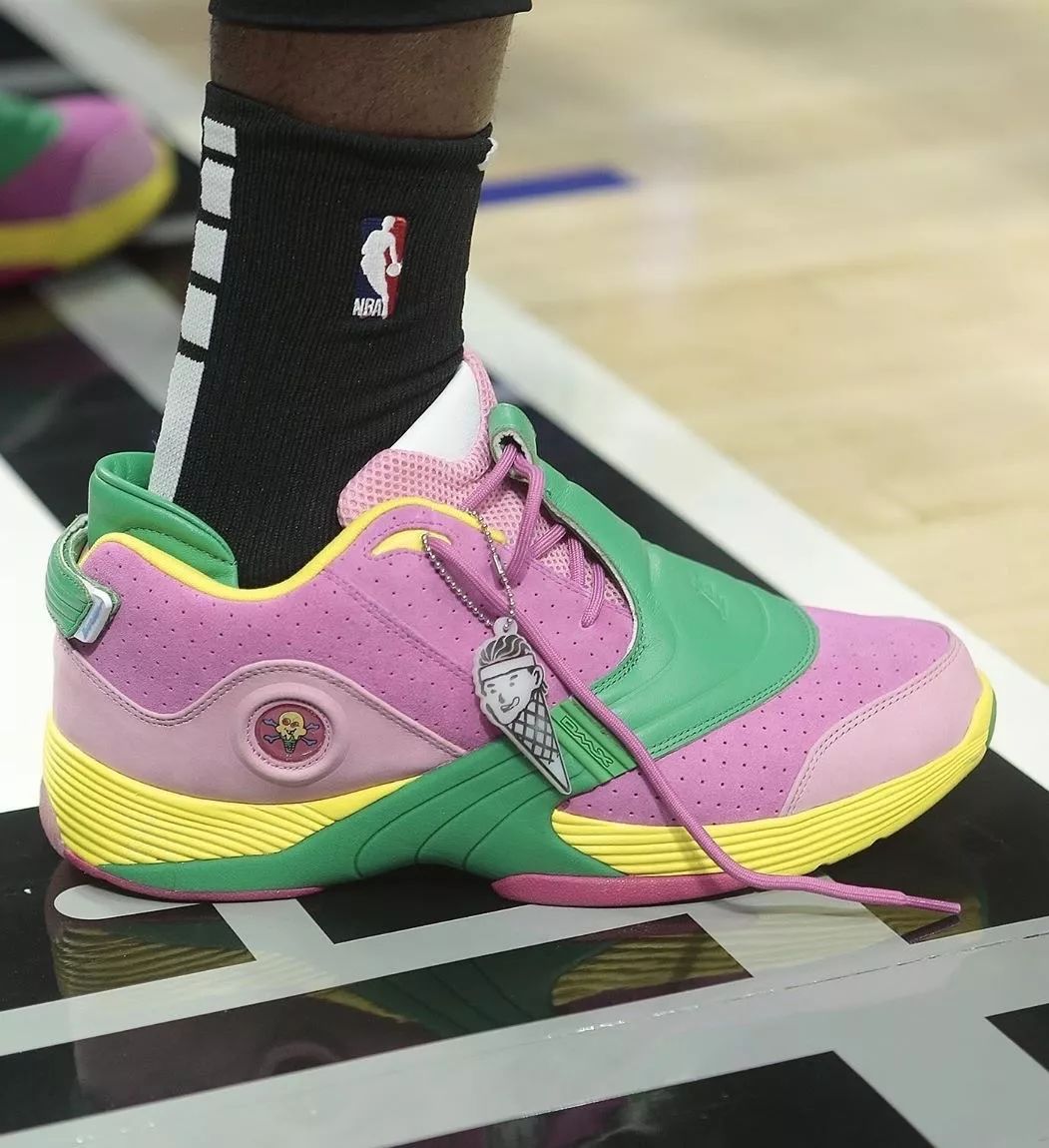 哈雷尔有2000多双鞋但现在不能随意穿了