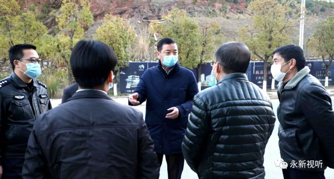 肖兵深入社区督导疫情防控工作时强调坚持持续抓具体抓有效抓两手抓