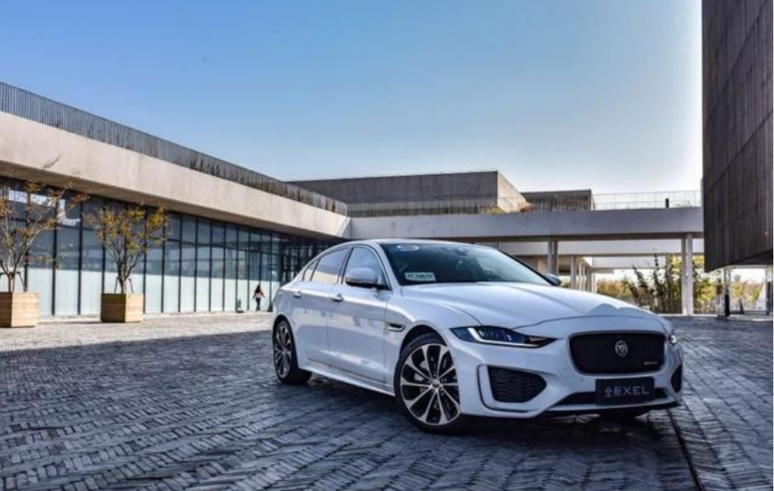 同级操控无敌,捷豹xel:见到赶紧跑就完事了_搜狐汽车_搜狐网