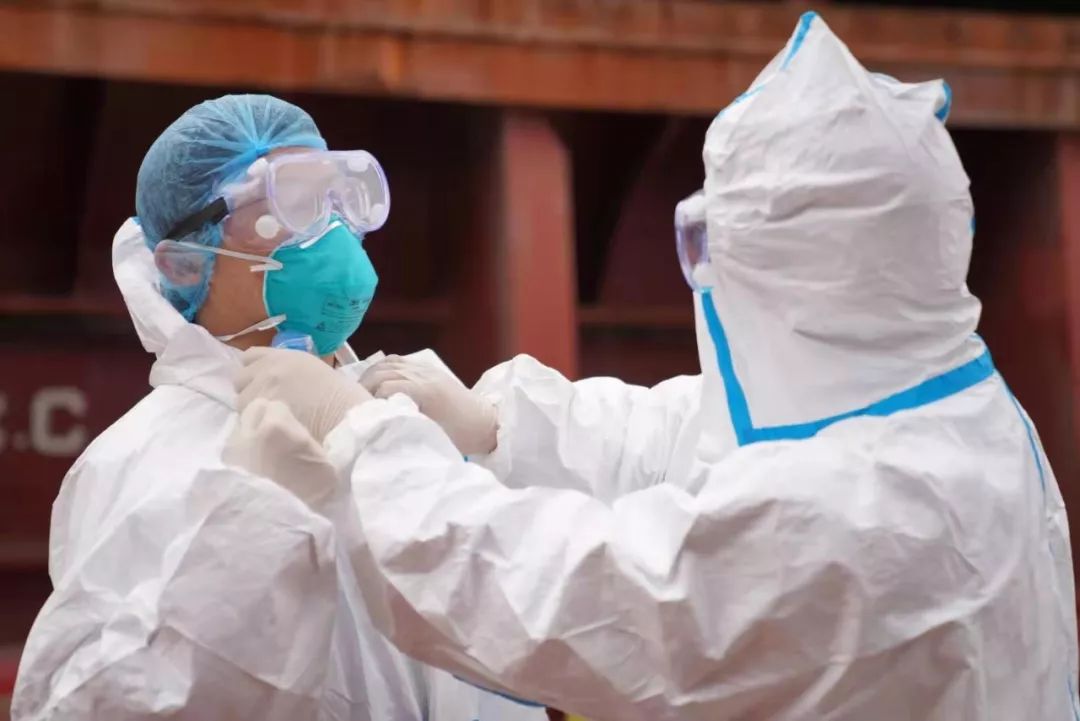 战疫一线"跑船人"