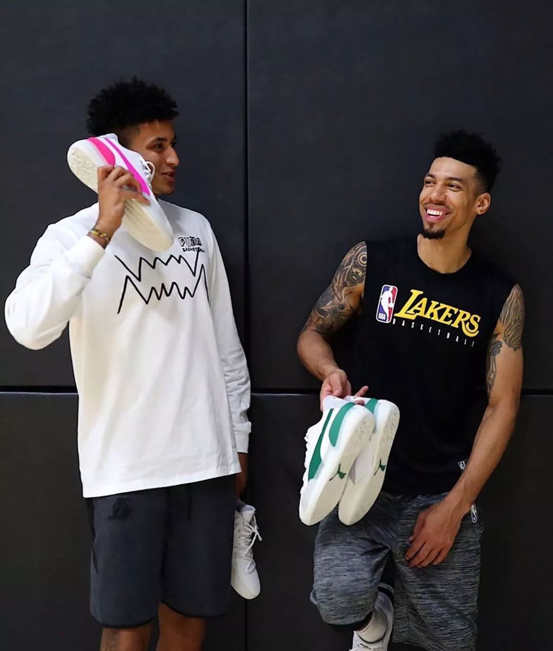 目前 puma 在 nba 阵营中有德马库斯·考辛斯