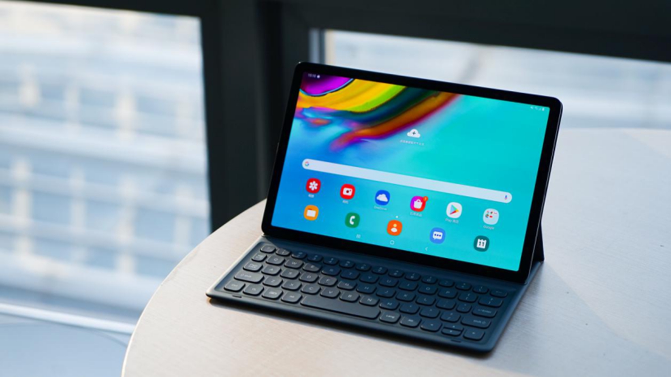 原创把影院搬回家三星galaxytabs5e极致影音优质工艺满足你