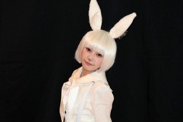 《beastars》的原作者是板垣巴留,93年出生的一位妹子哦,她爹是知名