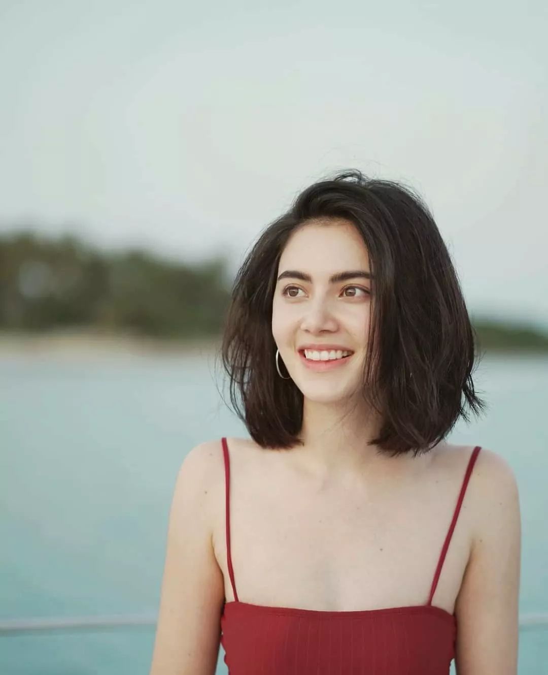 实力与美貌并存,她才是人间天使_mai