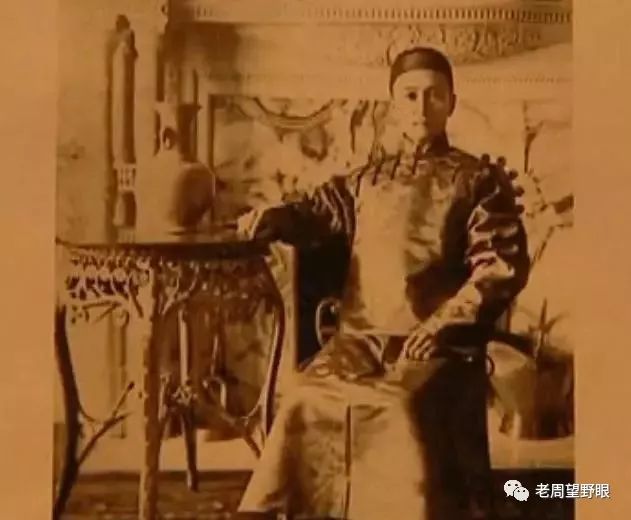 “因为他们总是在我们后面”_钟文耀