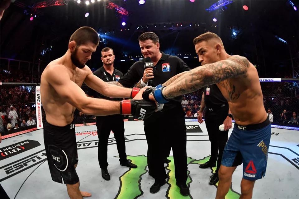 ufc的鬼(轻)量级总是有说不完的话题,"嘴炮"康纳时而的比赛总能全球