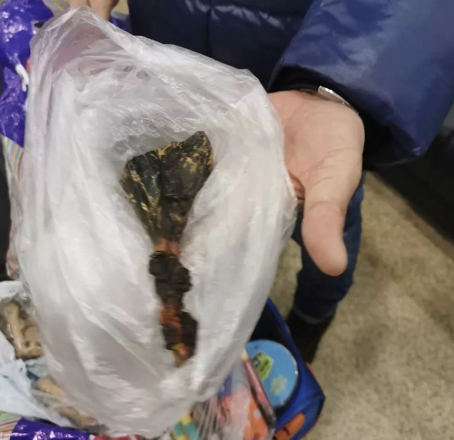点击观看视频▼▼▼文章来源:海关发布返回搜狐,查看更多