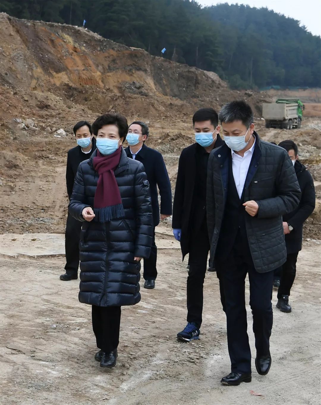 谌贻琴在贵阳市调研督导复工复产和疫情防控时强调千方百计克服困难