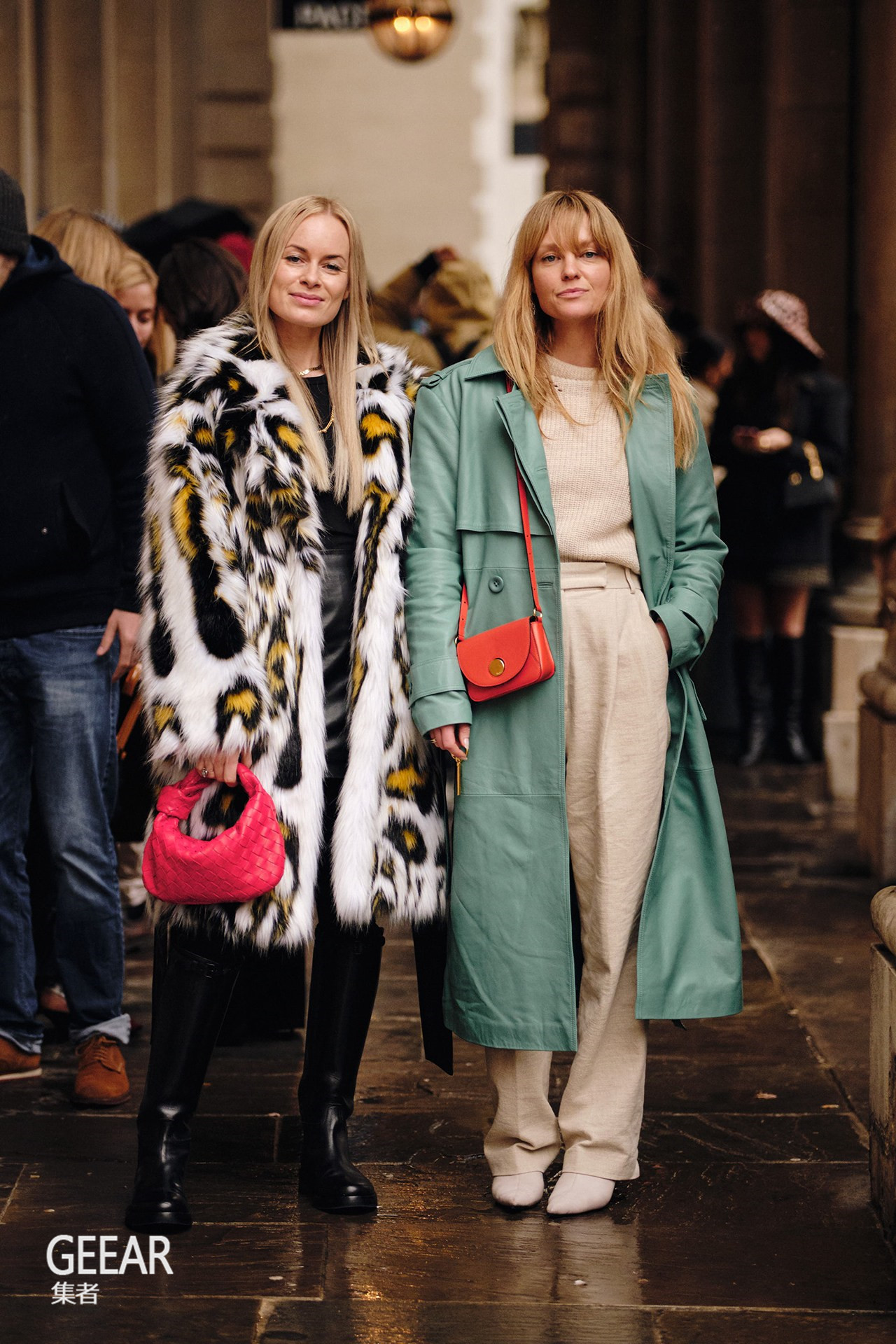 欣赏伦敦时装周的时尚街拍不能错过这些手袋配饰灵感