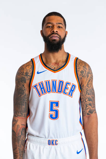 的哥哥,而小莫里斯也被交易到了快船队,如果大莫里斯也去了快船队