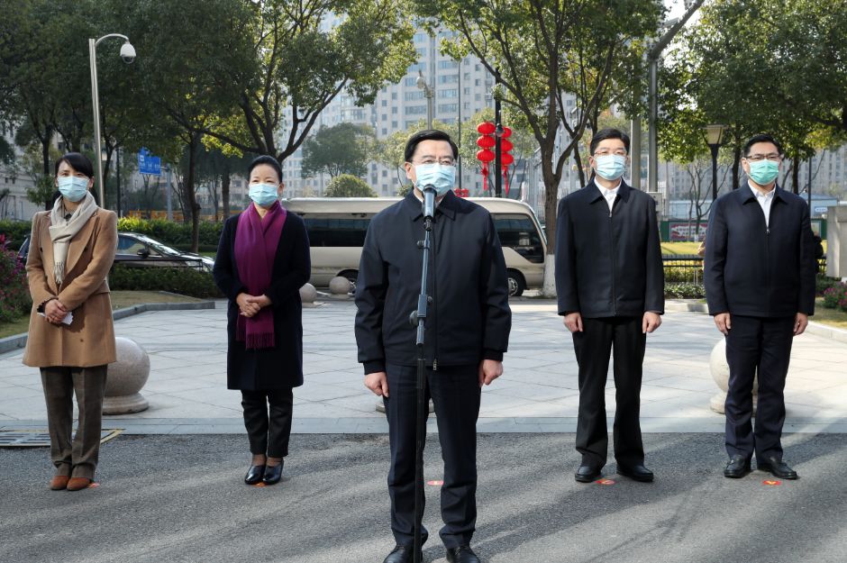 2月20日,市委书记陈伟俊寄语新一批投身抗击疫情和医疗救治一线医务