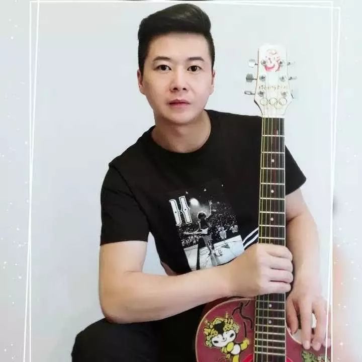 声暖人心我们在一起展播歌曲爱之光