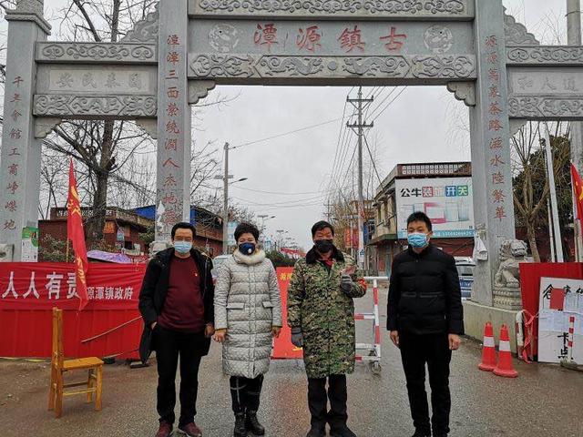 疫"志丨源潭镇洪瑞书院学校协同三宝牧业公司齐献爱心共抗疫情_唐河县