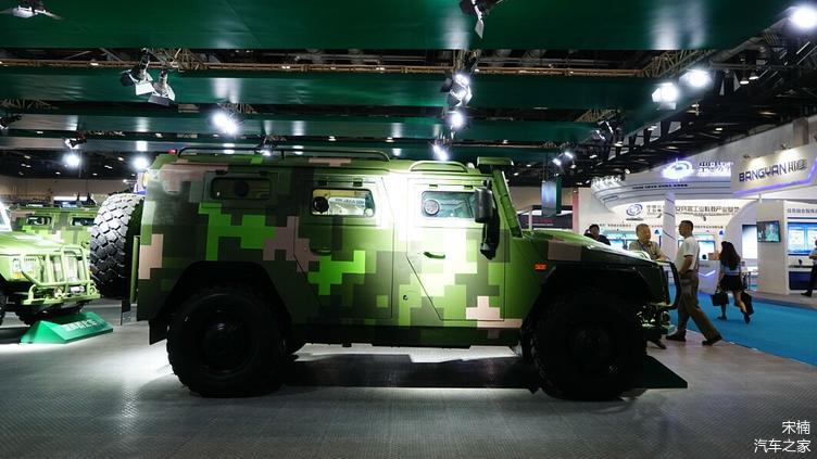 宋楠:独家评测燕京版"猛虎"装甲突击车