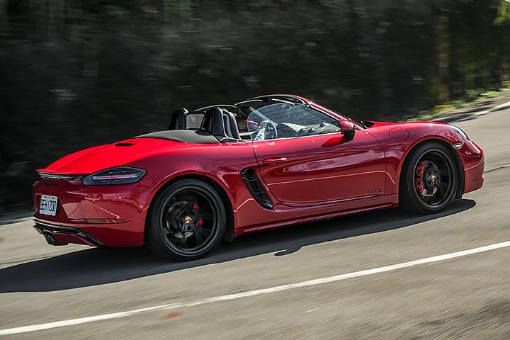 又快又帅气试驾保时捷718boxstergts