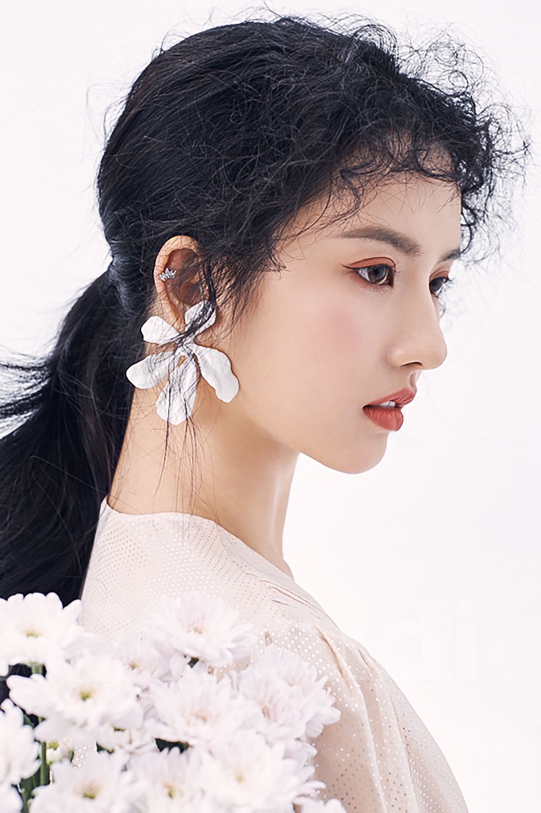 刘些宁留些绽放的时间上线倾诉内心的执着与热爱