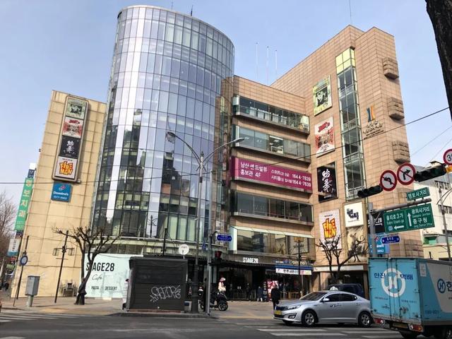 原创为何是寄生虫捧起小金人从忠武路看韩国电影20年流变