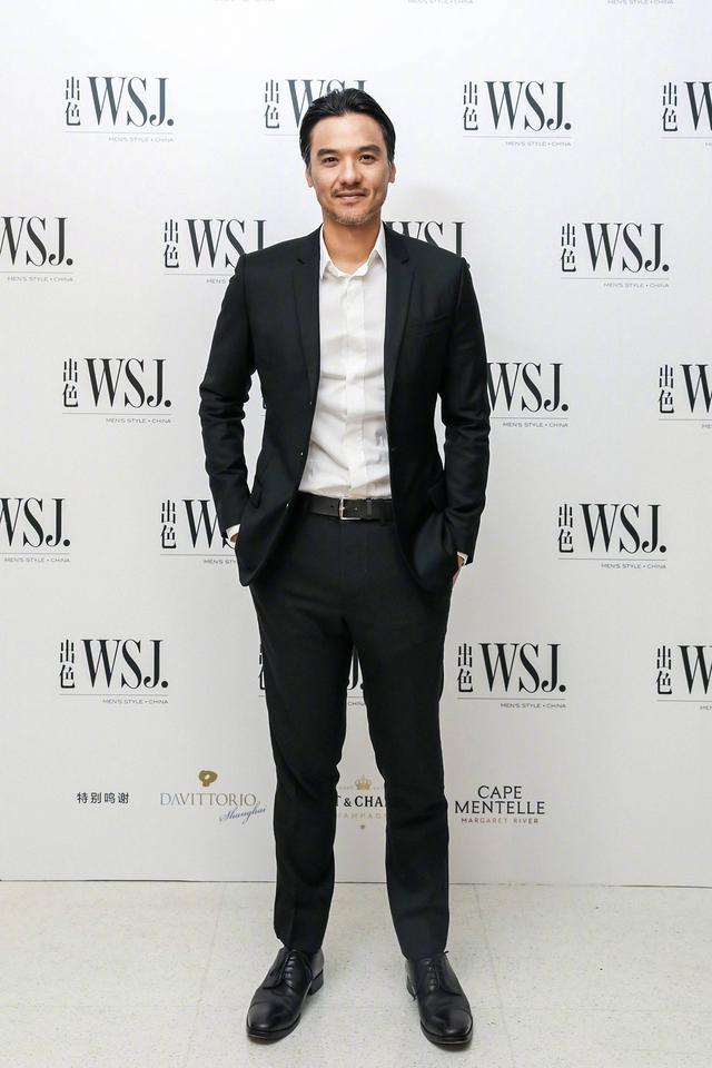 舒淇并没有嫁错人,冯德伦很真实,他并非超凡之人,常人有的缺点他也有