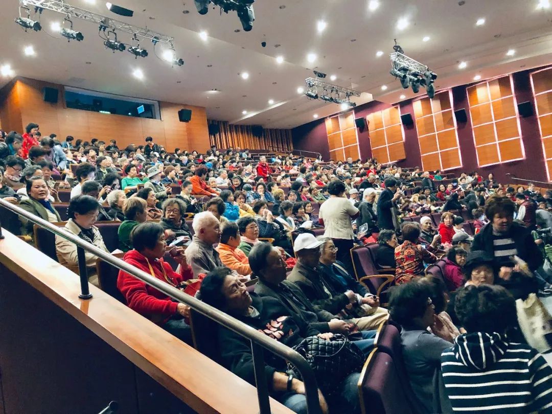 也是黄浦剧场公益演出季"益彩黄浦"的第一场演出