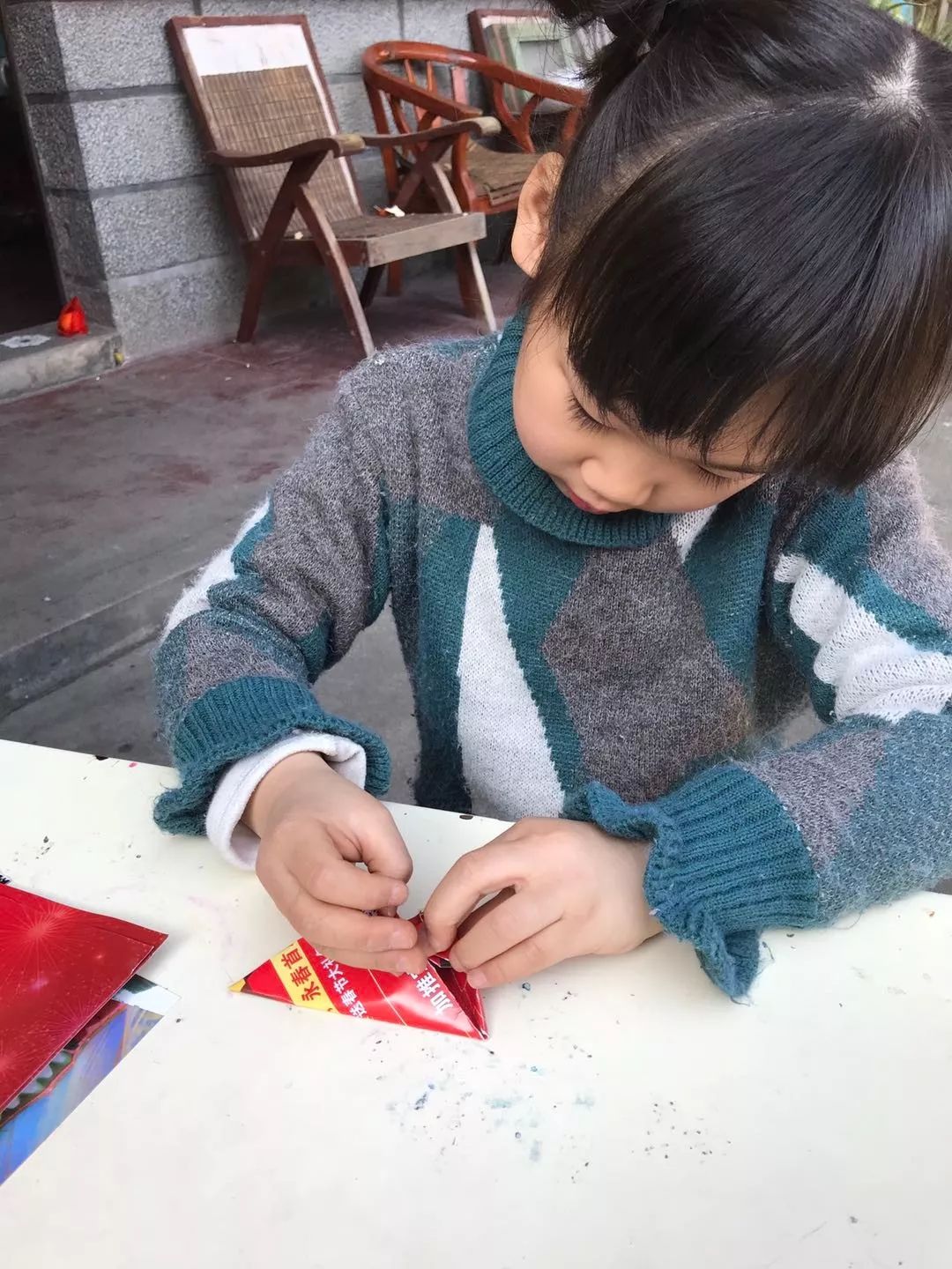 民间游戏拍纸壳永春县实验幼儿园今日游戏推荐