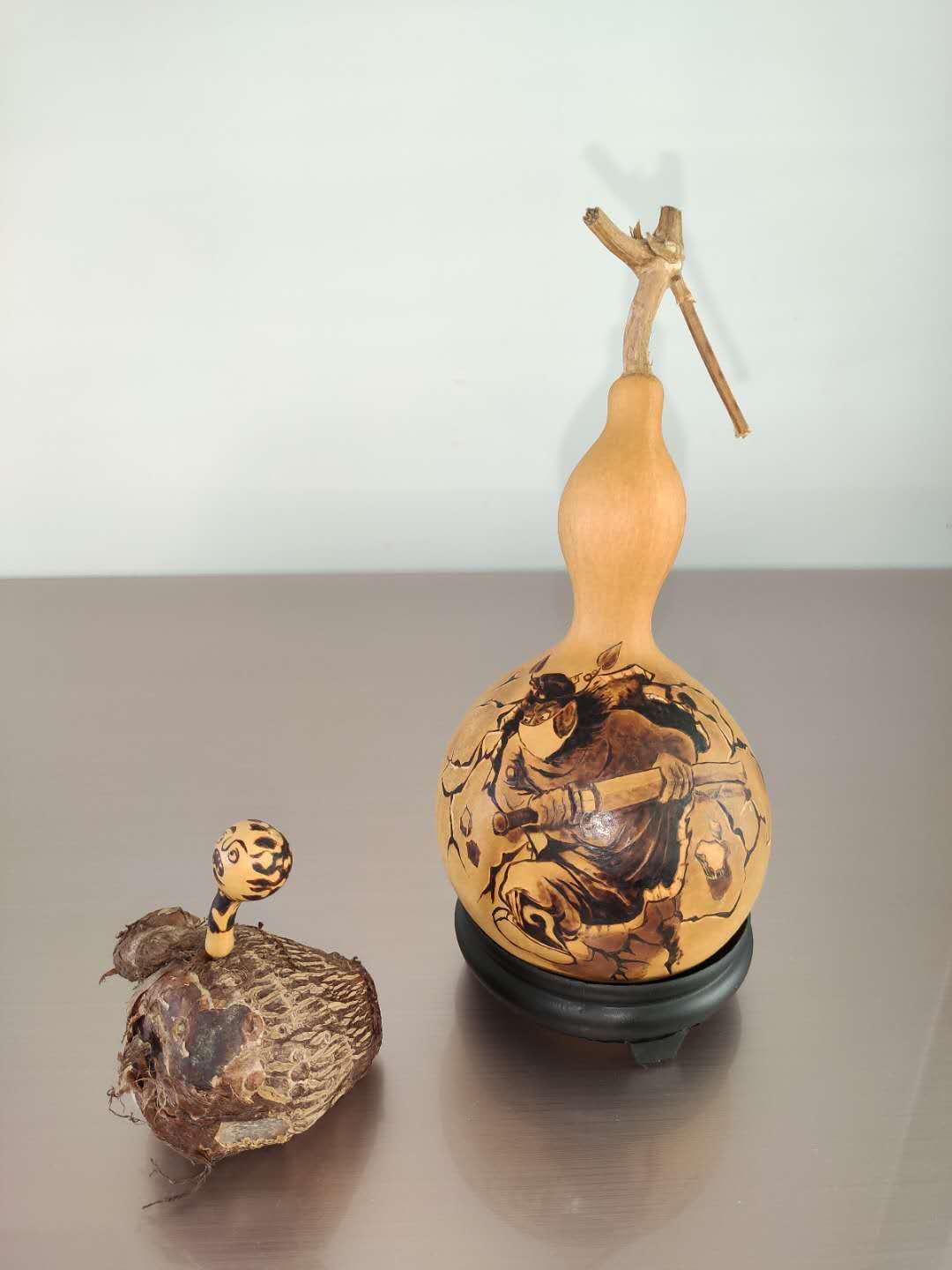 乳山"葫芦画"非遗传承人用艺术致敬"逆行人"!