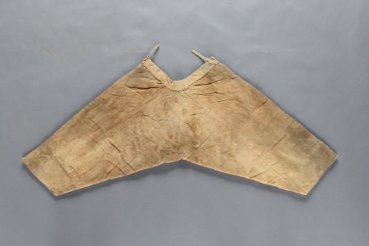 云赏馆藏明代墓葬出土的土家族妇女服饰