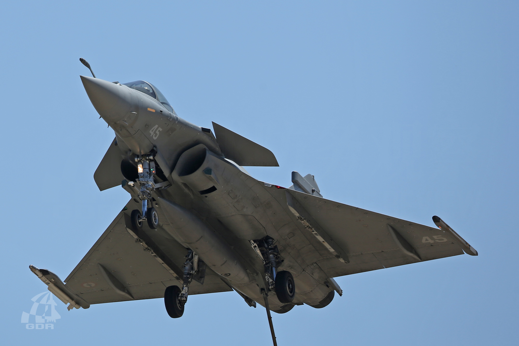 法国达索经典之作,三角翼不用折叠也能上航母