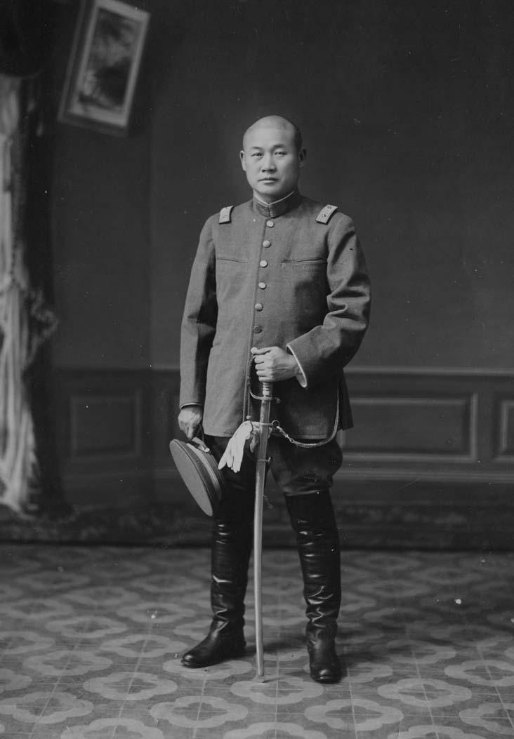 不過在1912年(民國元年)任惠州軍務督辦,次年,中山生先領導的第