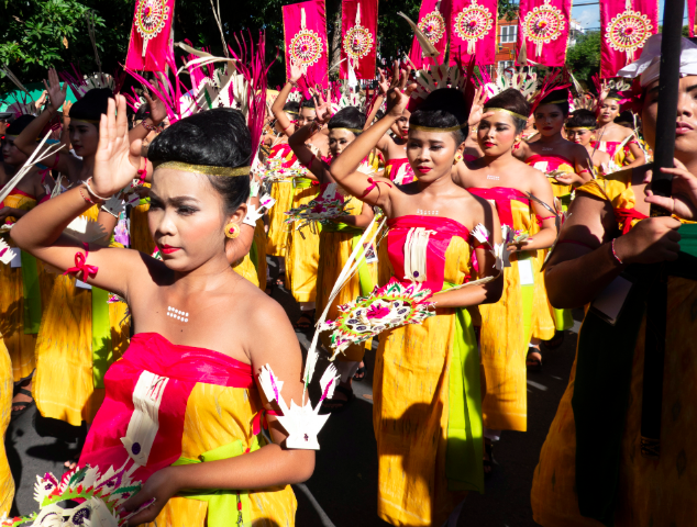 5.巴厘岛艺术节开斋节是印度尼西亚重要的节日,标志着斋月的结束.