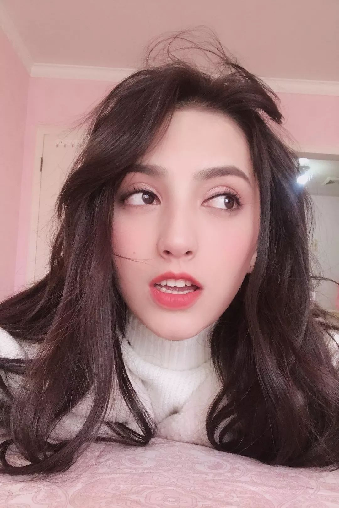 热依娜