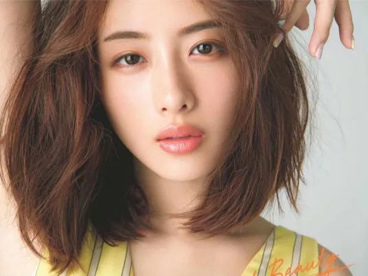 每刻美丨石原里美喜提央视十元的甜美感如何养成