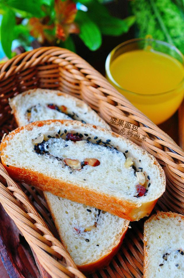 喷香的大面包在家卷一卷比买的好吃还省钱三分钟学会