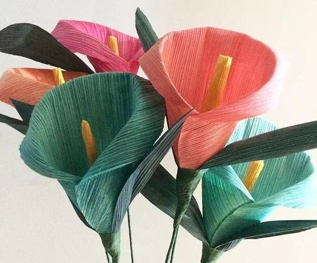 玉米叶真能玩出花来在手工爱好者眼里任何材质都能做手工