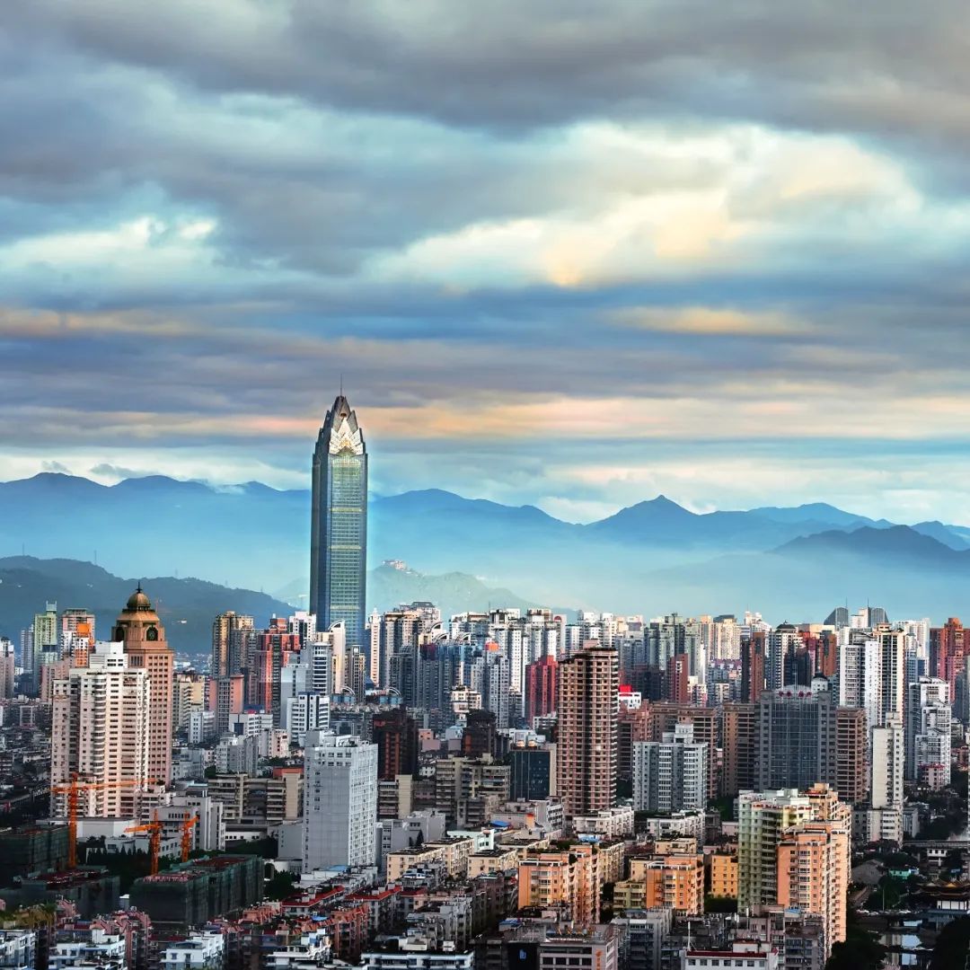 10万人中找出28人鹿城银泰世贸店关停前后发生了什么