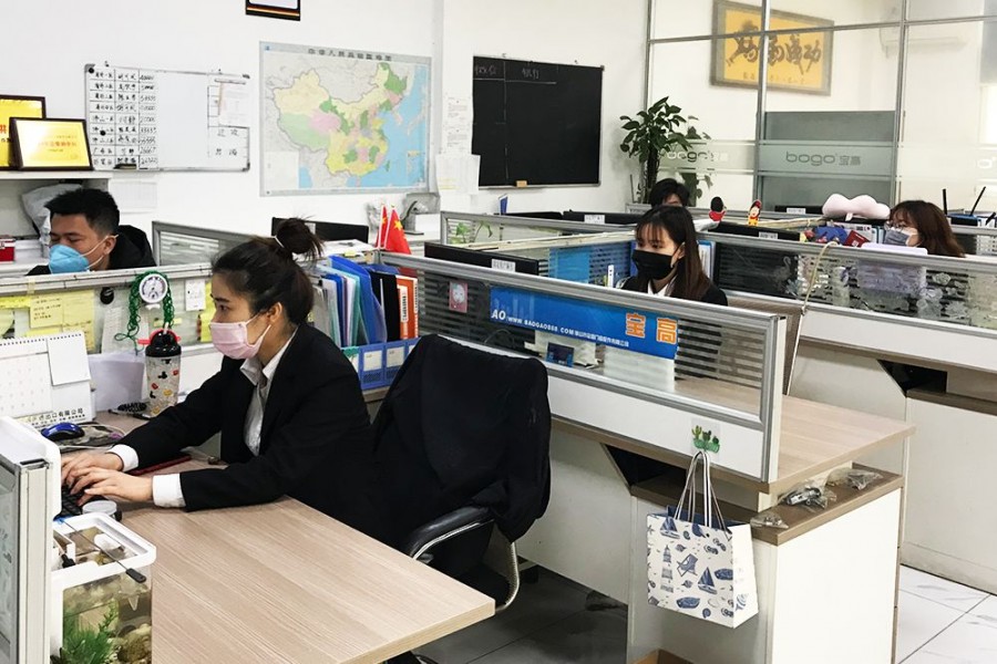 确保宝高五金一如既往的高质量产品生产,戴口罩 勤洗手 测体温 勤消毒