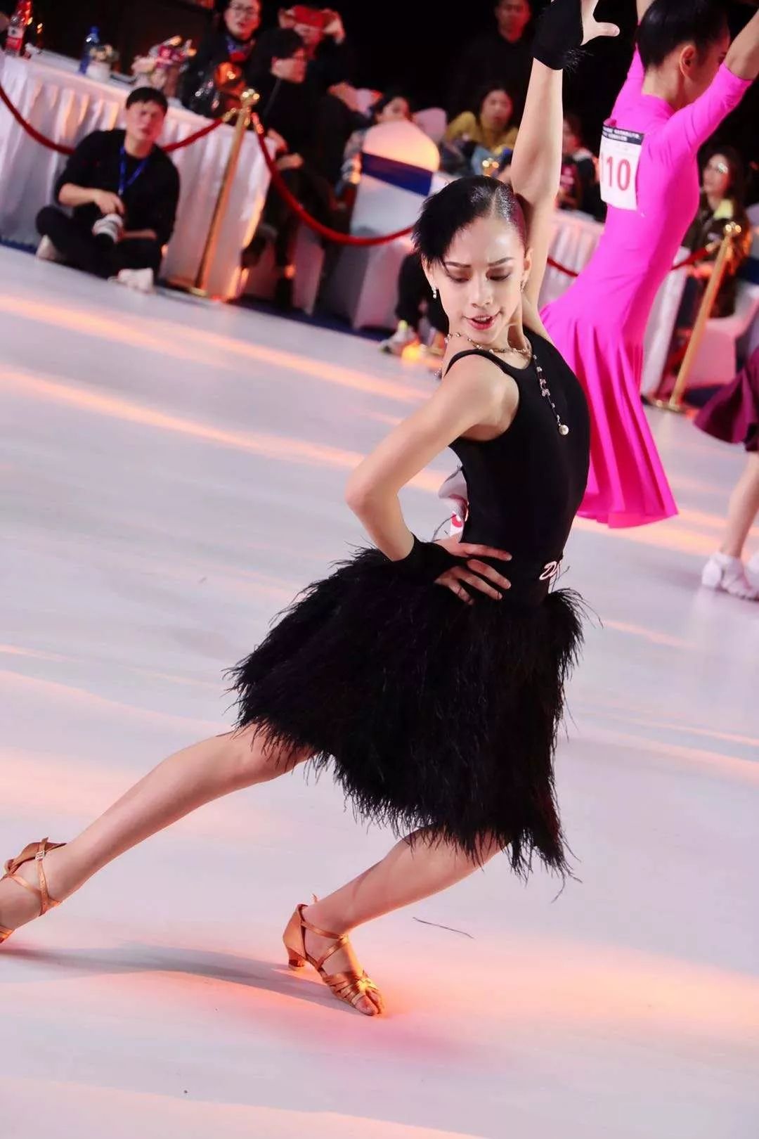 小舞者lisa的一天网课练舞下厨自律的孩子人生不需要起跑线