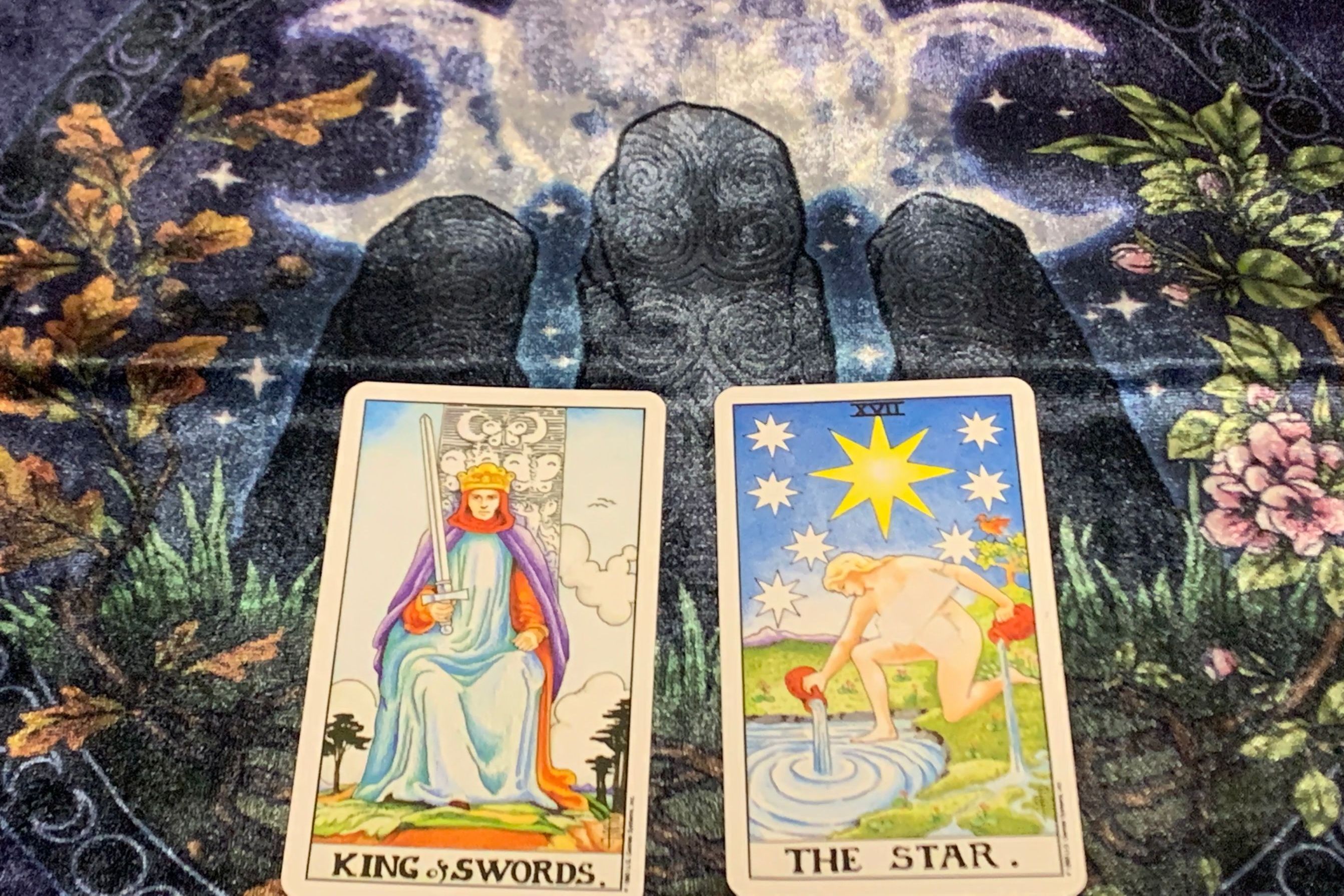 灵石塔罗的个人展示页