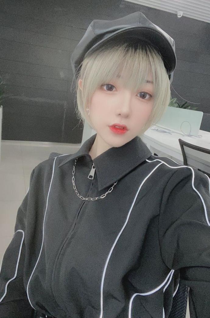 为什么网吧的女网管普遍颜值比较高