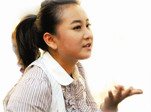 原创被年轻时的贾玲美到了典型的初恋脸