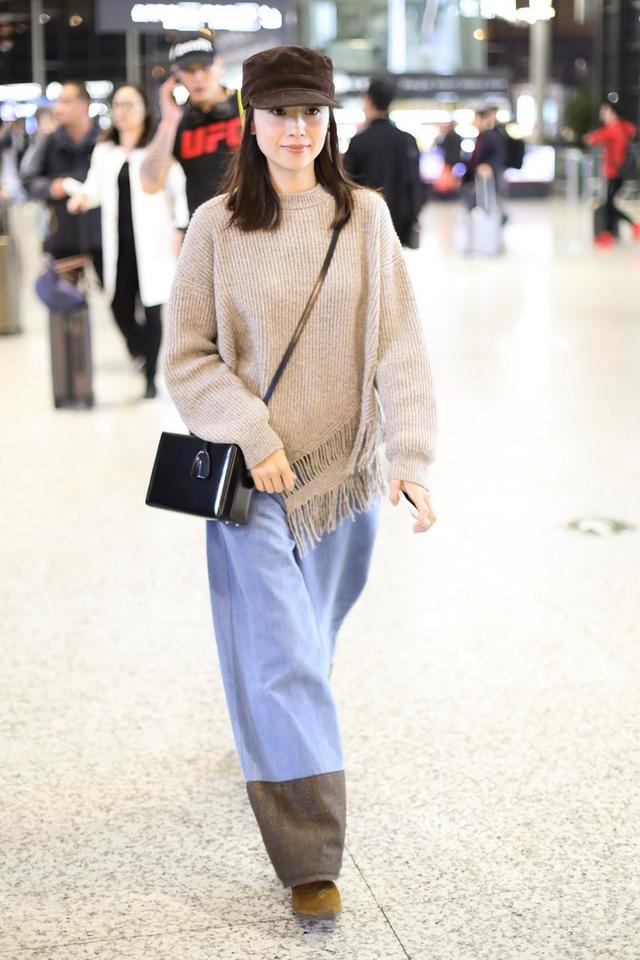 少见的气质型女演员,和董洁学习时尚搭配,提升衣品秀出好品味_形式