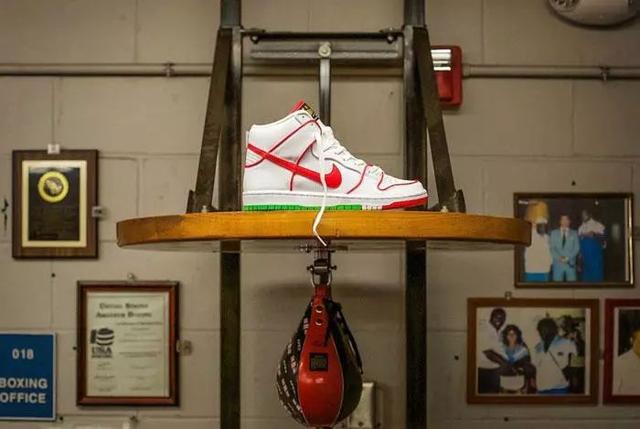 nike dunk sb"理查德穆德"话说最早dunk系列是以air jordan 1作为设计