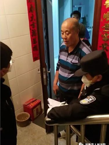 部署再次对法院包联管控的玉龙公馆小区组织开展"地毯式"排查