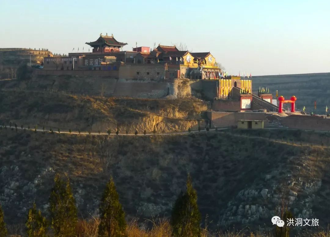 身体的同时享受这大自然的美好深吸一口新鲜的空气爬爬历山,乾元山