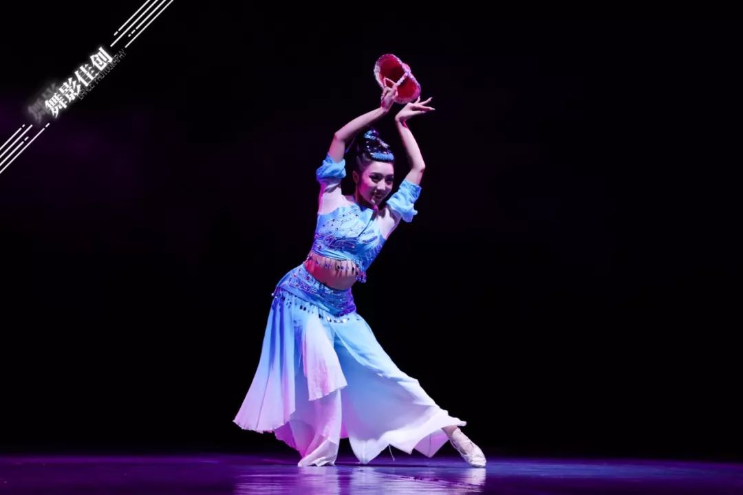 四川音乐学院舞蹈学院2016级中国古典舞表演教育毕业晚会