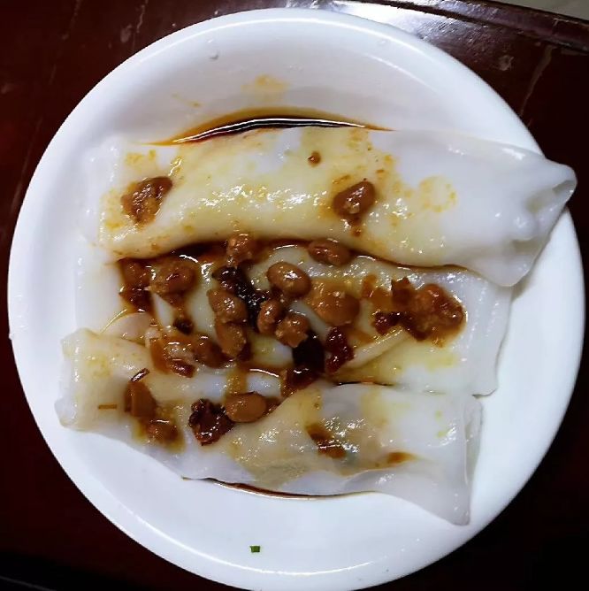 那坡的粉友们待疫情结束后我们一起去街吃碗米粉哇