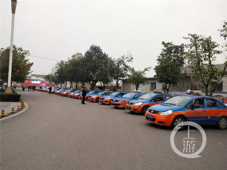 据了解,2月24日零时起,潼南区货车,出租车,网约车将全面恢复营运;辖区