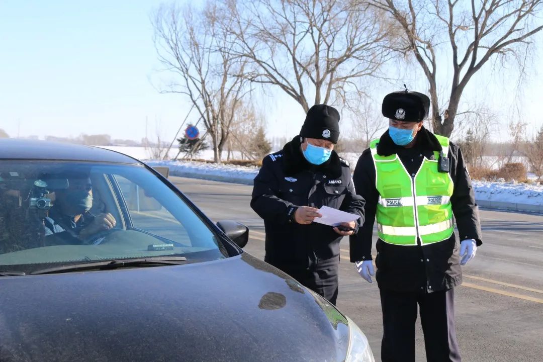 守土尽责查哈阳派出所抗疫战场勇担当