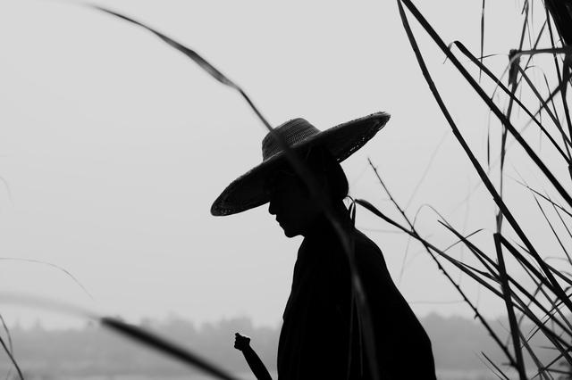 修行胜地终南山房租高涨,5000多名隐士中,过半人住不起被迫下山