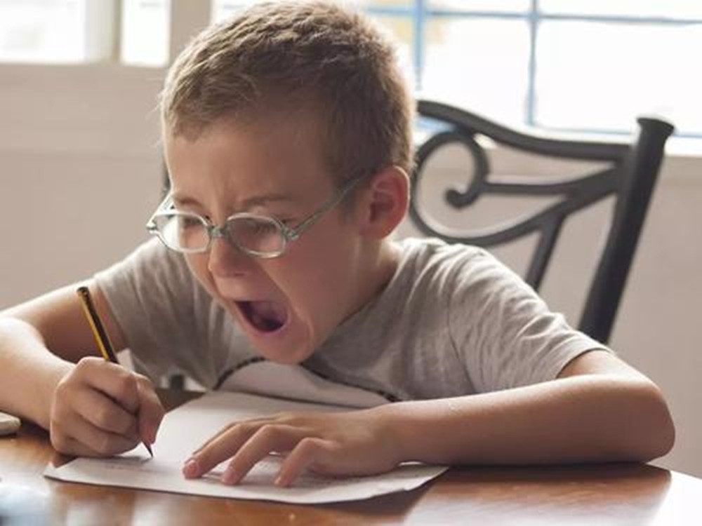 辅导孩子写作业宛如历劫学会分解麻烦父母会省心很多