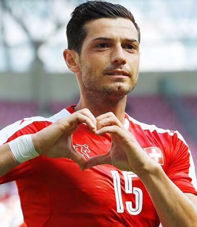 曝中甲新援或反悔取消合同,加盟仅23天,一场不踢走人?_哲马伊利